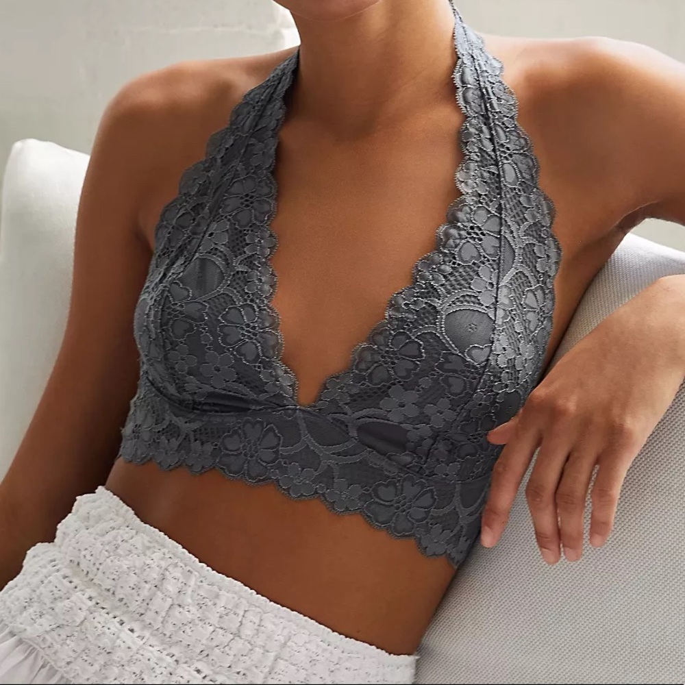 ☁️Free People Galloon Lace Halter Bra